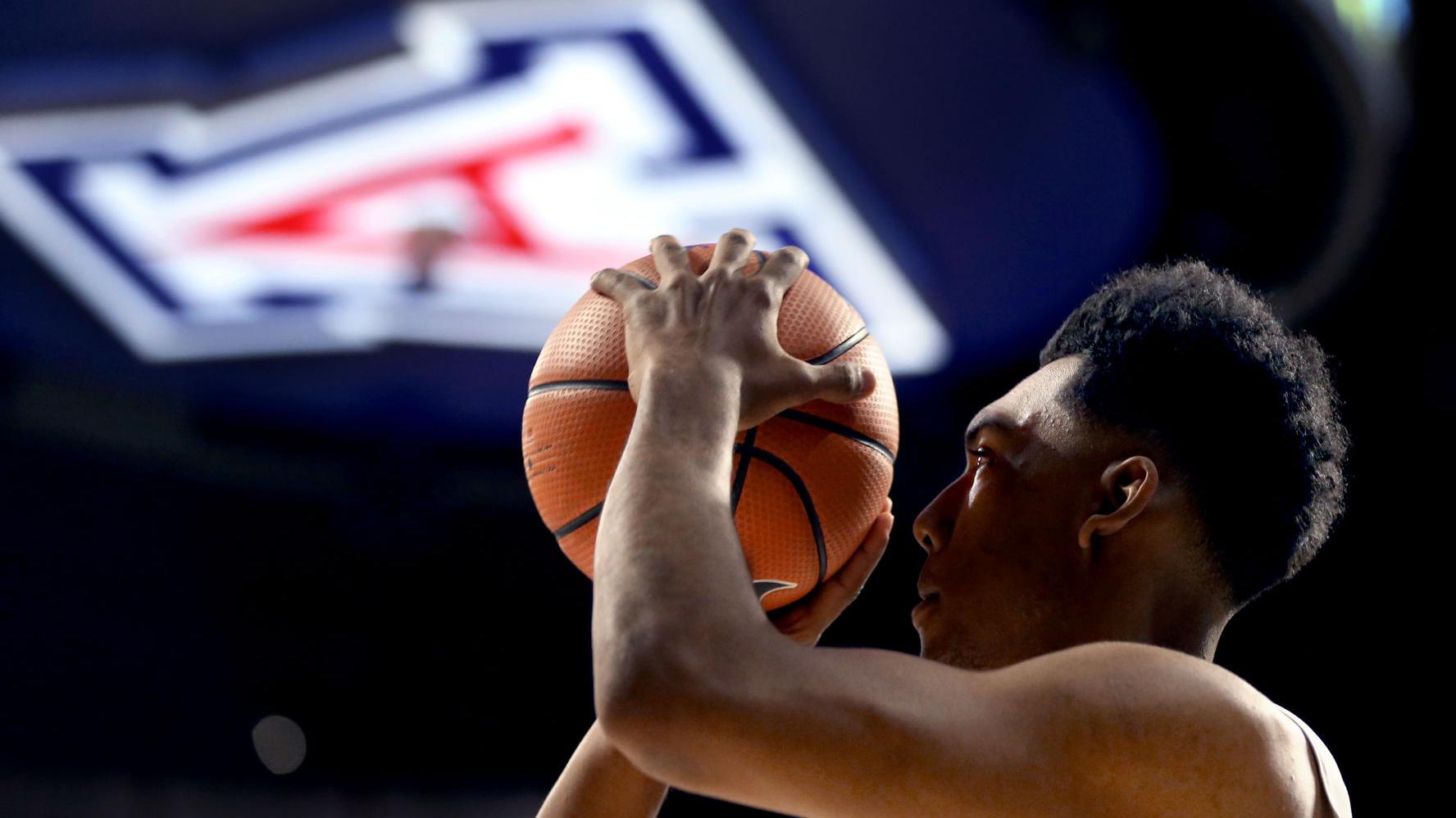 Univesity of Arizona vs Stanford